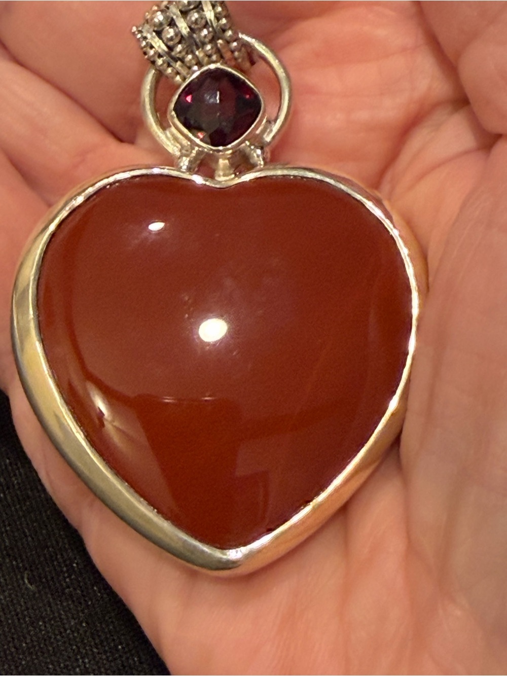 Sajen 925 SS Red Cornelian Heart Pendant Necklace with Garnet Accent! Stunning!